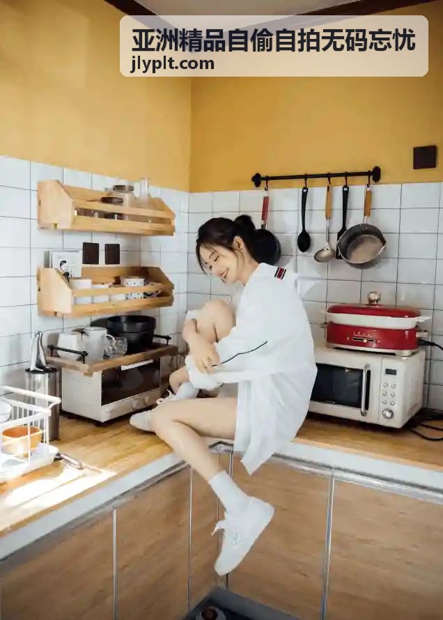 亚洲精品自偷自拍无码忘忧推荐